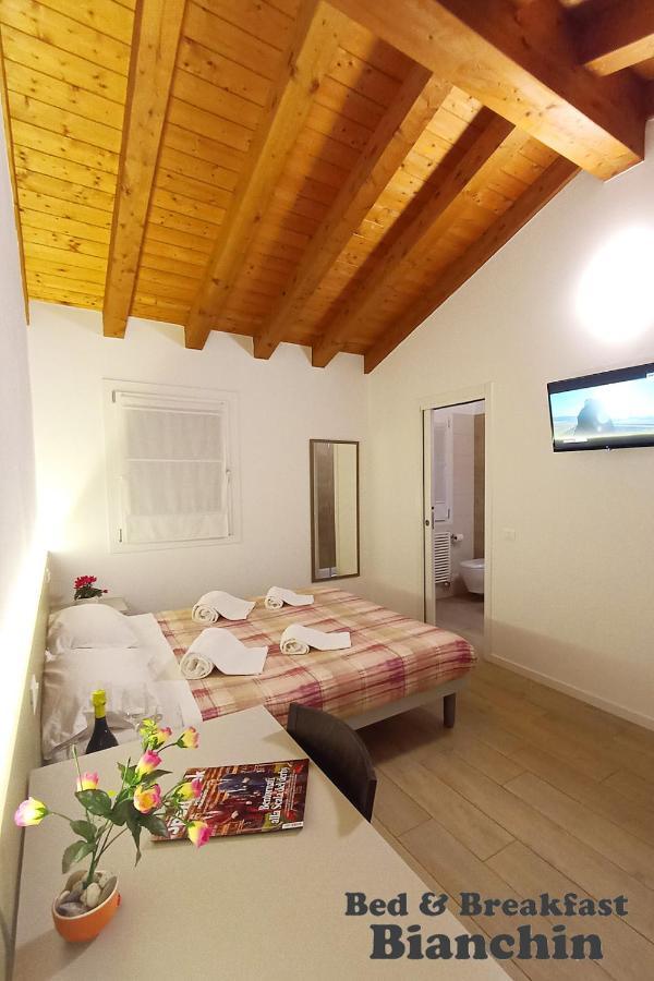 B&B Bianchin Via Trieste 67 Fiumicello-Villa Vicentina Sant'Antonio  ภายนอก รูปภาพ