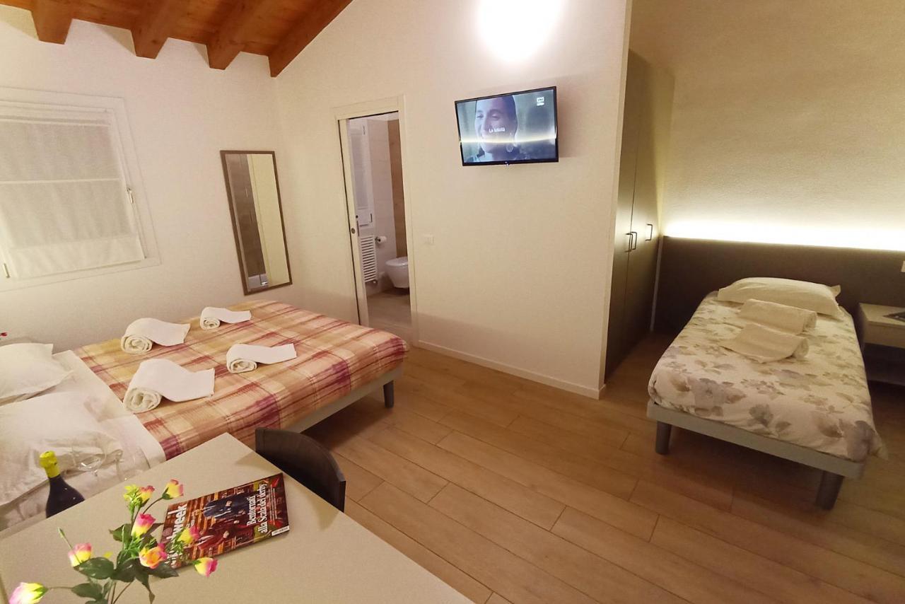 B&B Bianchin Via Trieste 67 Fiumicello-Villa Vicentina Sant'Antonio  ภายนอก รูปภาพ