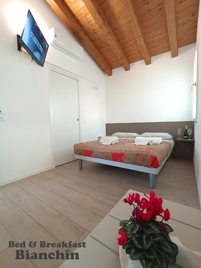 B&B Bianchin Via Trieste 67 Fiumicello-Villa Vicentina Sant'Antonio  ภายนอก รูปภาพ